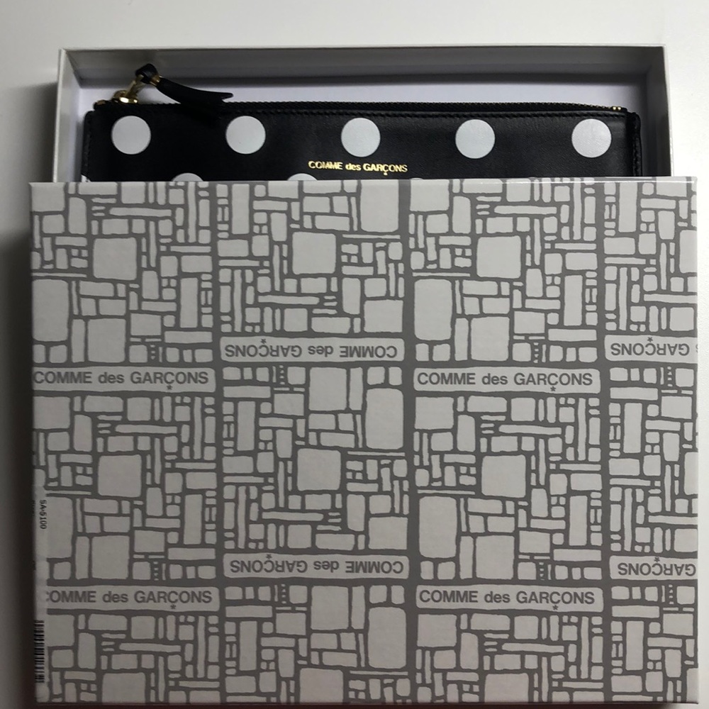 Authentic Comme des garçons wallet - Picture 2 of 5